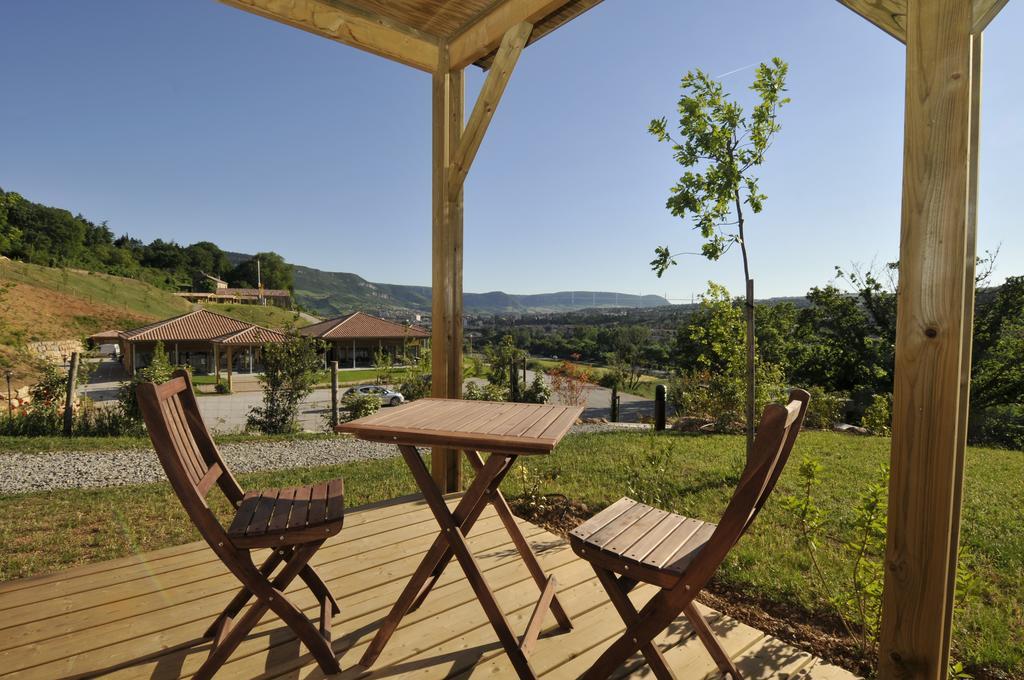 Domaine Saint Esteve Millau Rum bild