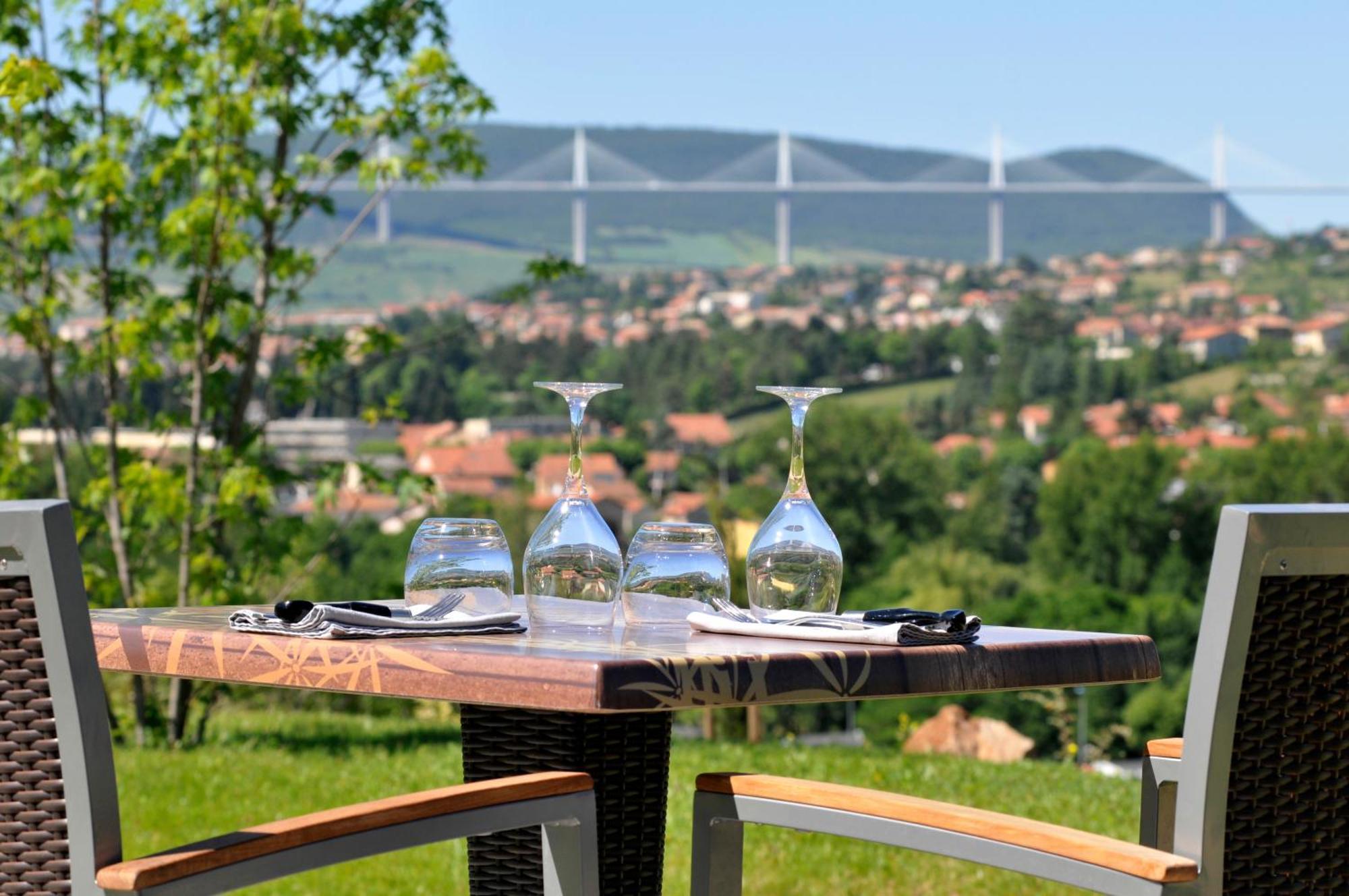 Domaine Saint Esteve Millau Exteriör bild